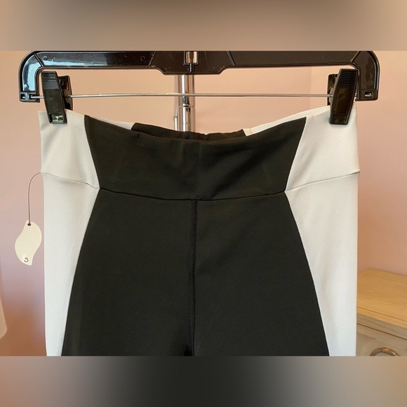 Black and white workout legging pants small NWT New - Picture 7 of 11